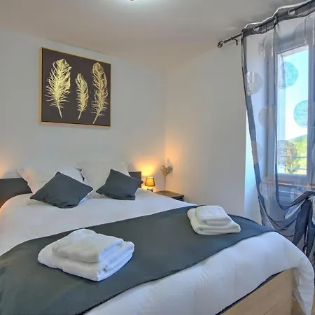 Apartment Le Sabot - Netflix/wi-fi Fibre/terasse - 4 Pers Banassac